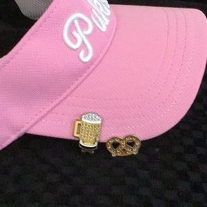 Magnetic hat clip and ball marker